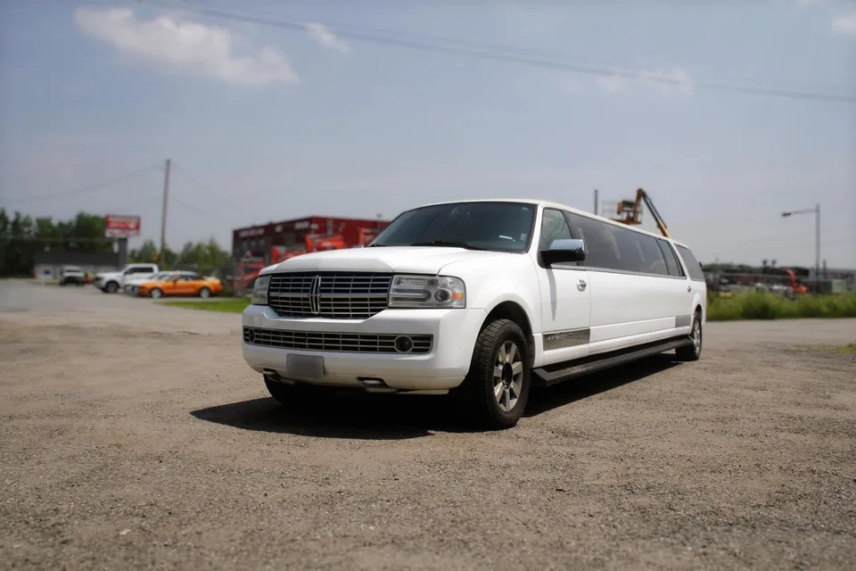 Montreal Town Car Limousines