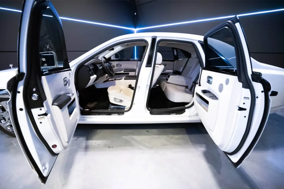 Montreal Rolls-Royce Rentals